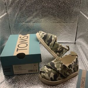 Brand new in box toddler shoes